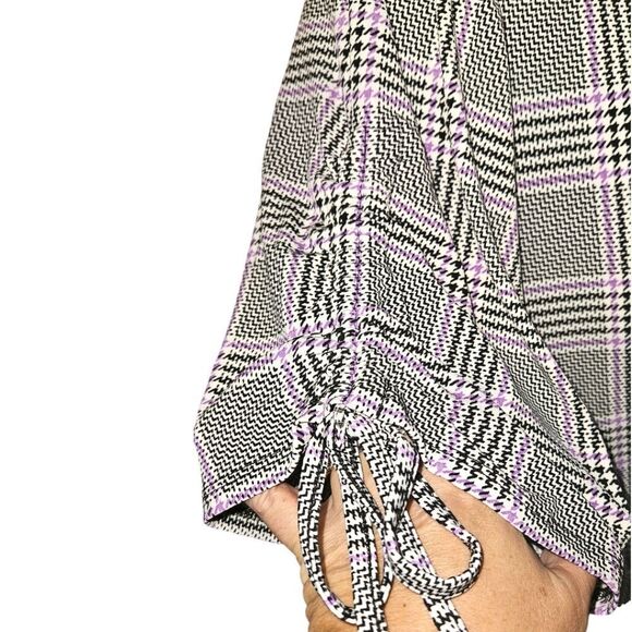 TORRID PLUS SIZE Purple, Black & White Plaid Wrap Dress 3X - Picture 7 of 16